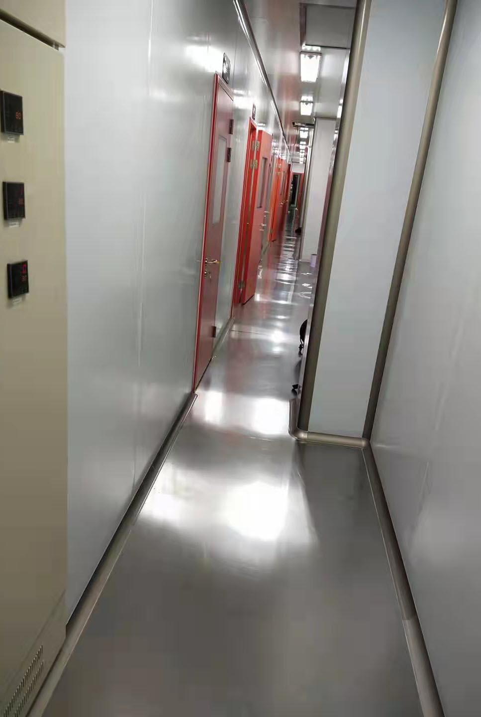 1646450729733612.jpg 無塵自動<a href='http://m.jinricity.com/' target='_blank' title='噴漆設(shè)備' style='color:#eb2828'><strong>噴漆設(shè)備</strong></a>.jpg